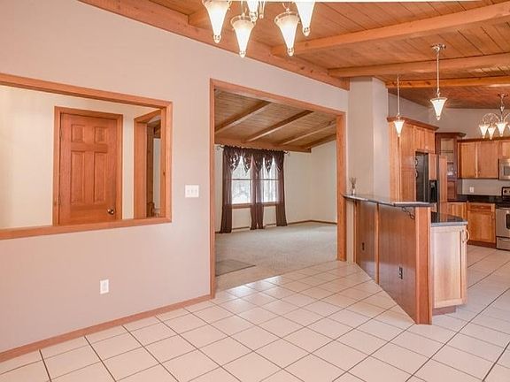 4th image of 7959 Pine Island Ct NE