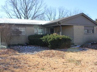 203 W Collier Ave, Mulvane, KS 67110