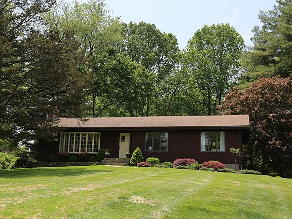 2nd image of 34 Hilltop Dr