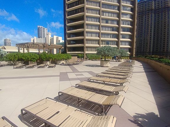 2nd image of 1778 Ala Moana Blvd APT 3715