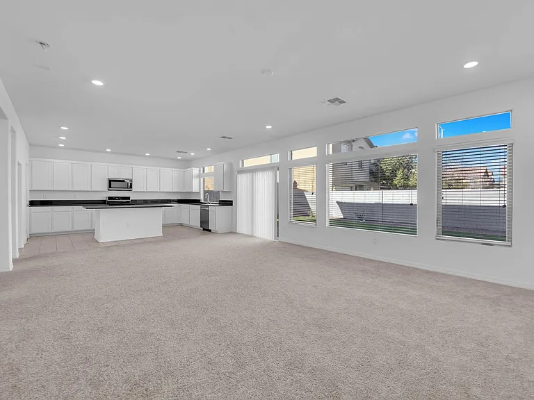 650 Steep Canyon Ave — Photo 8
