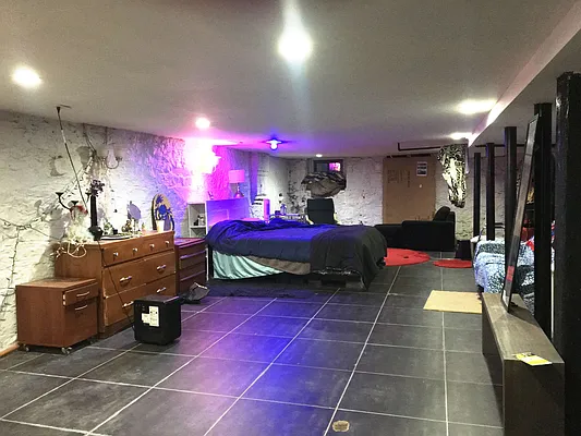 Rented by Blue Egg Realty Corp | media 13