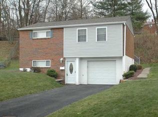 13920 Harvie Ct, North Huntingdon, PA 15642