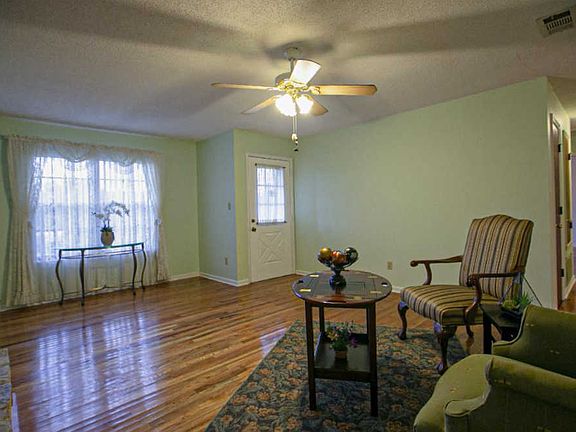 5th image of 9429 Huckabee Ct