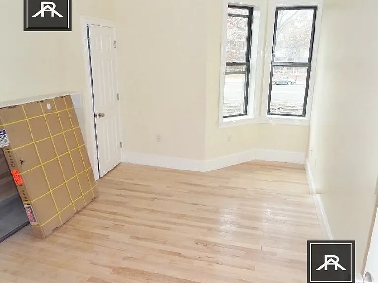 1203 Beacon St #2 — Photo 2