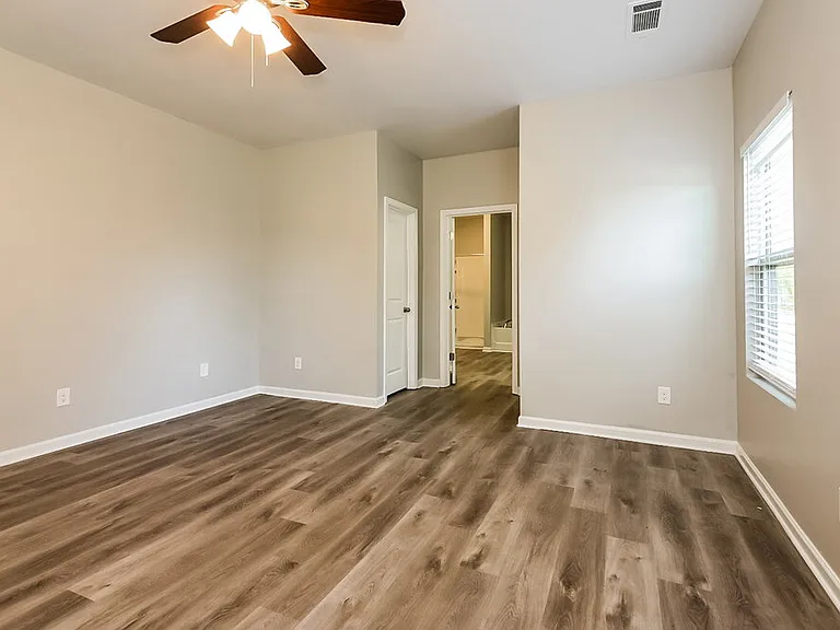 3517 Mica Cir SE — Photo 11
