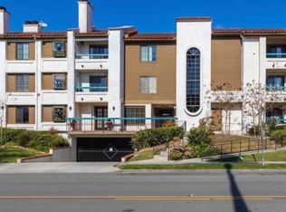 2560 C St APT 11, San Diego, CA 92102