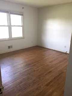 229 Cedar Crest- 3 Bedroom 2.5 Bath- Near Campus — Photo 4