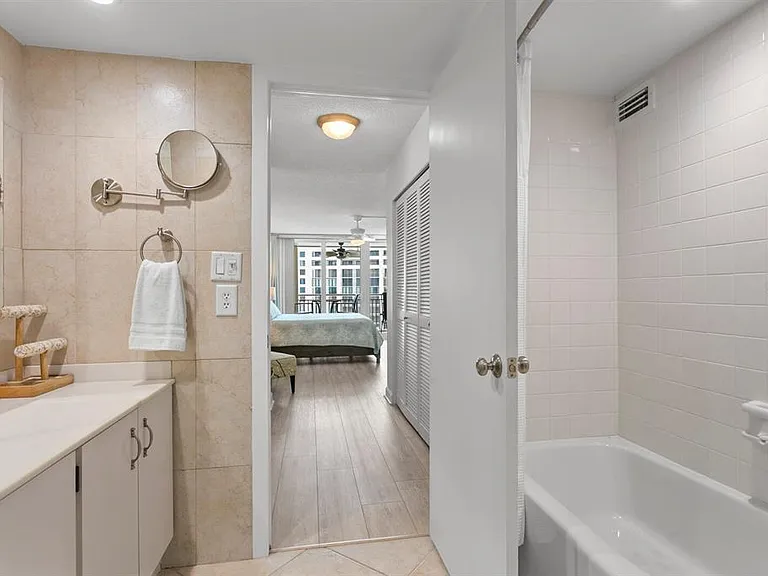 1430 Gulf Blvd #806 — Photo 28