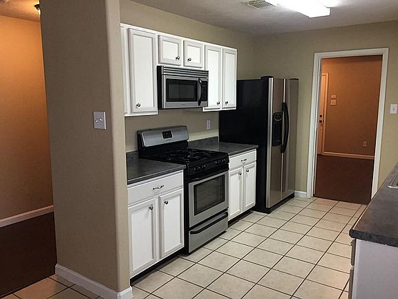 4th image of 7706 Yucca Field Dr