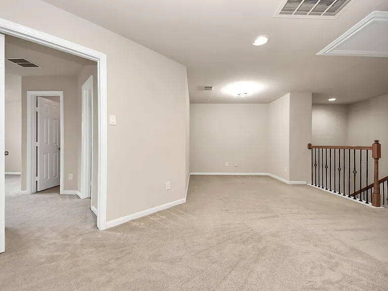 1251 Glenwood Canyon Ln — Photo 17