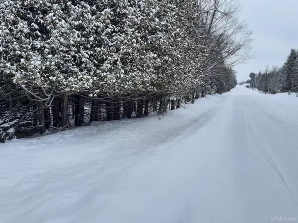 J1 Road, Carney, MI 49812