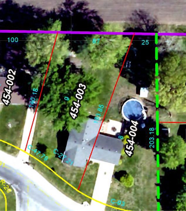 2nd image of 102 Lebeau St