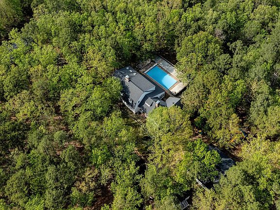 5th image of 19820 Spillway Rd