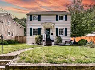 1033 S Edison St, Arlington, VA