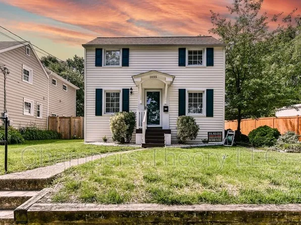 1033 S Edison St, Arlington, VA 22204