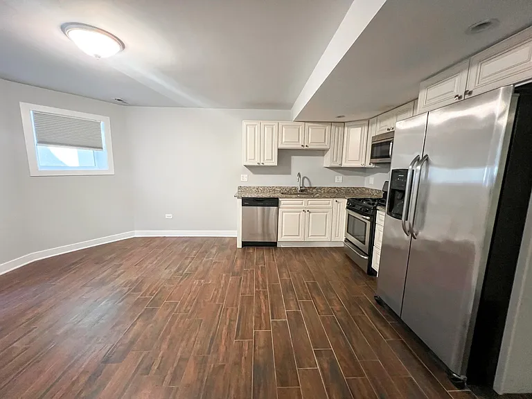 3155 N. Pine Grove Ave. — Photo 1