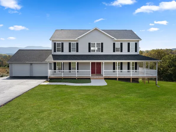 100 Holiday Ct, Bentonville, VA 22610