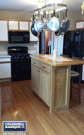 5th image of 2292 Rosemary Ct