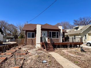 1011 14th St S, Fargo, ND 58103