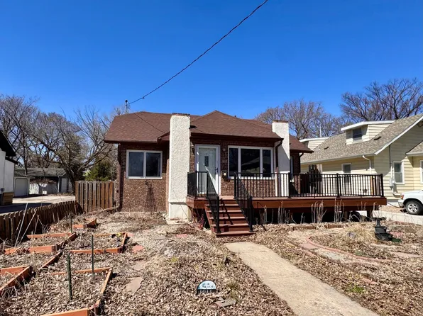 1011 14th St S, Fargo, ND 58103