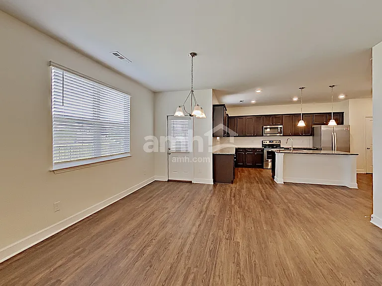 4900 Horatio Ct — Photo 6