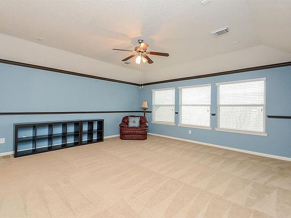 3rd image of 9415 Fawn Park Ct