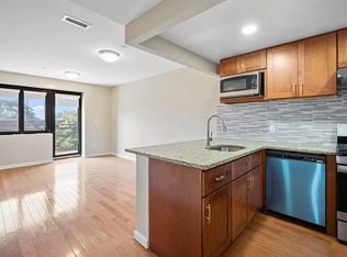 172-16 Jamaica Ave #302, Jamaica, NY 11432