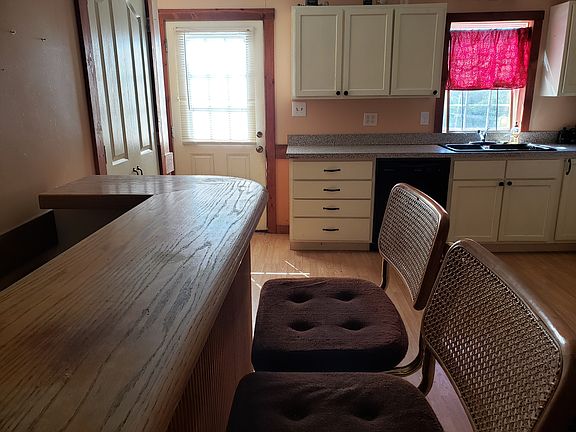 5th image of 3813 Hogan Ln