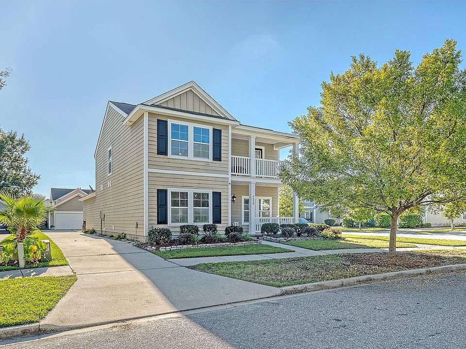 1st image of 2928 Bell Flower Ln