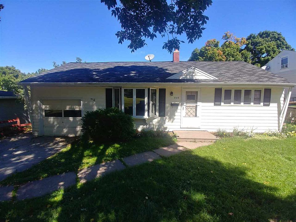 1st image of 808 Nina Ave