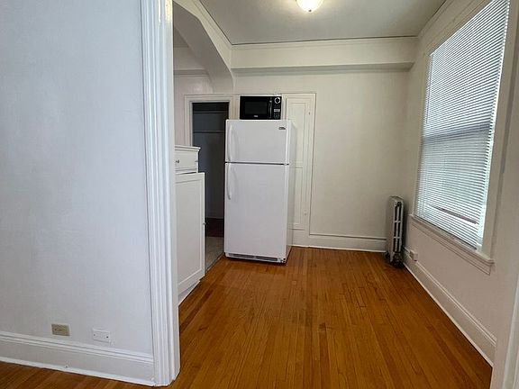 4th image of 2845 Van Ness Ave APT 103