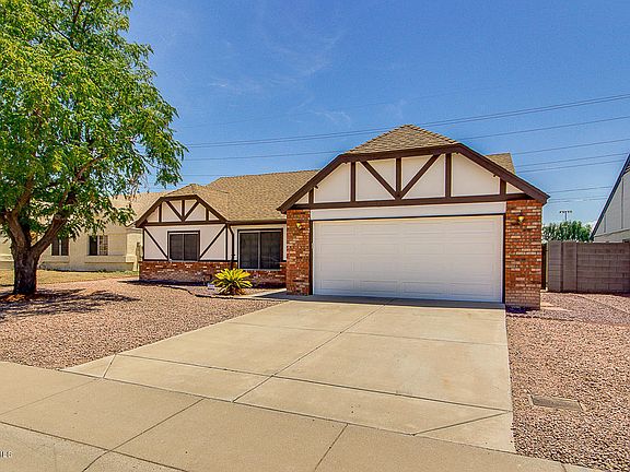 3rd image of 4813 W McRae Way