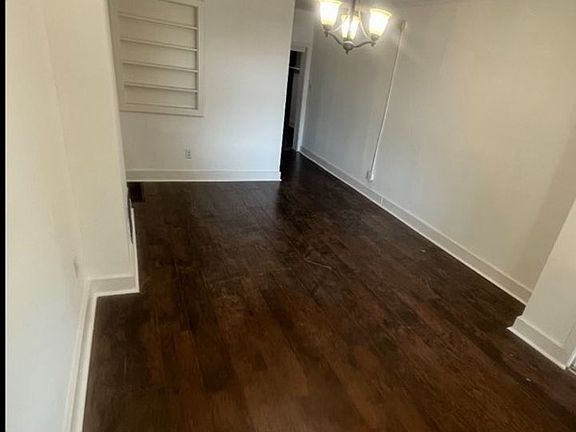 4th image of 523 E End Ave #1