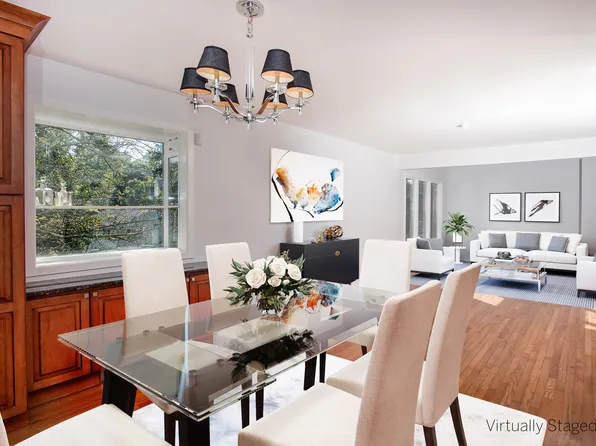 166 Forest St, New Canaan, CT 06840