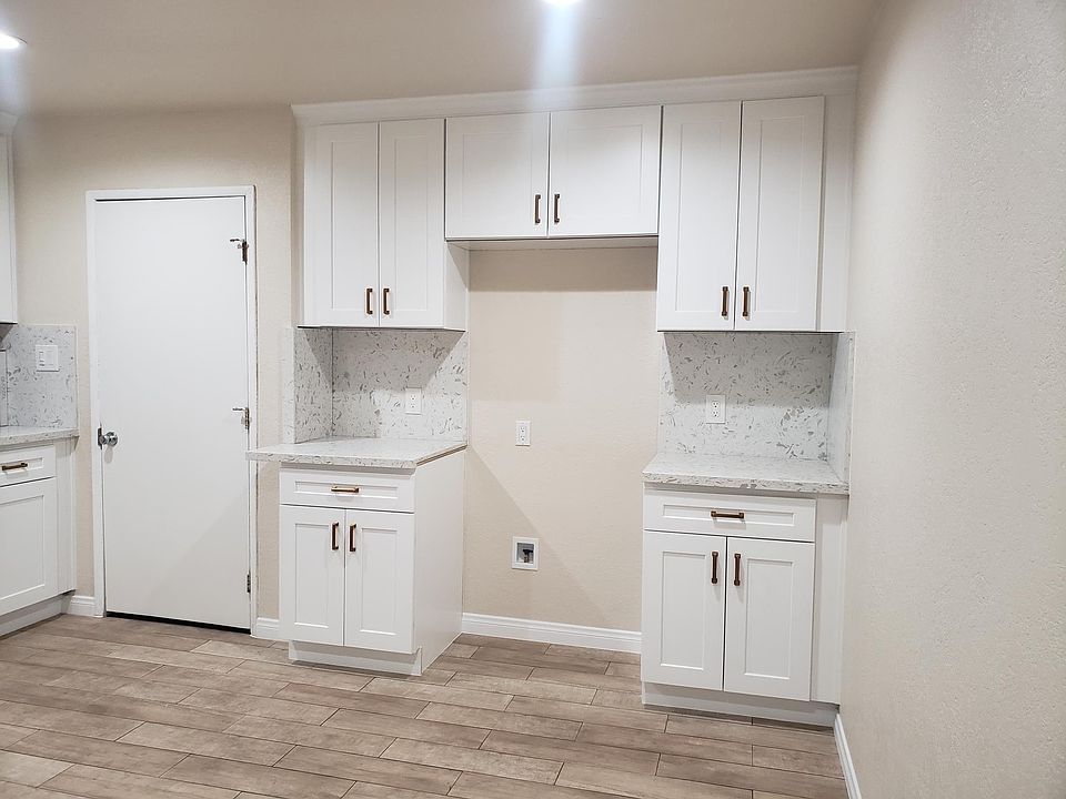 1st image of 509 S Montebello Blvd