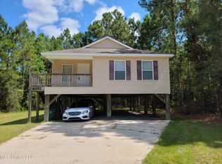 6052 W Oktibbeha St, Bay Saint Louis, MS 39520