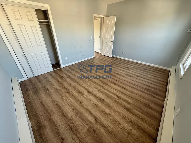 42 Lester St #5 — Photo 4