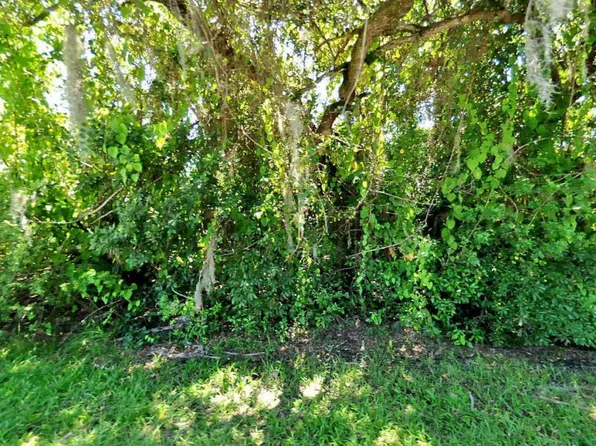 7803 Fort Walton Ave, Fort Pierce, FL 34951