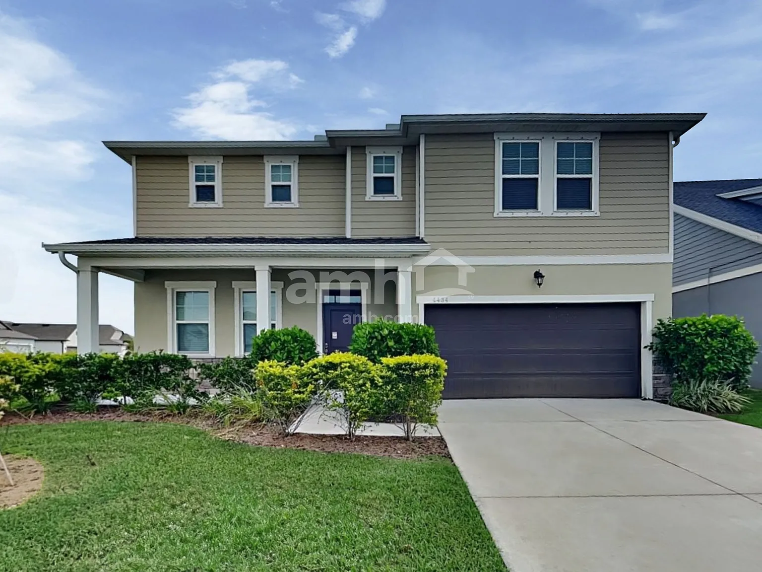 4 bed, 2.5 bath, 2324 sqft, $2,685 — Photo 1