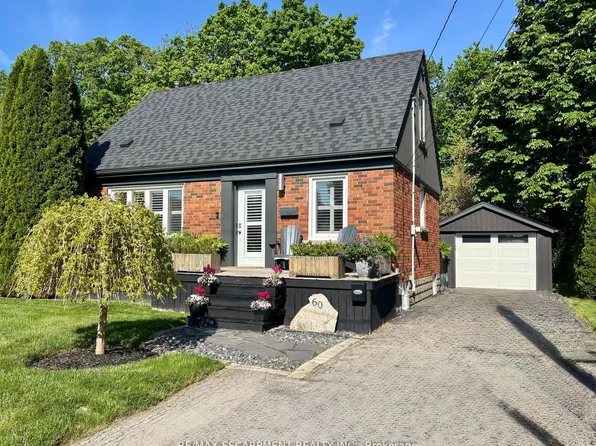 60 Galbraith Dr, Hamilton, ON L8G 1Z9
