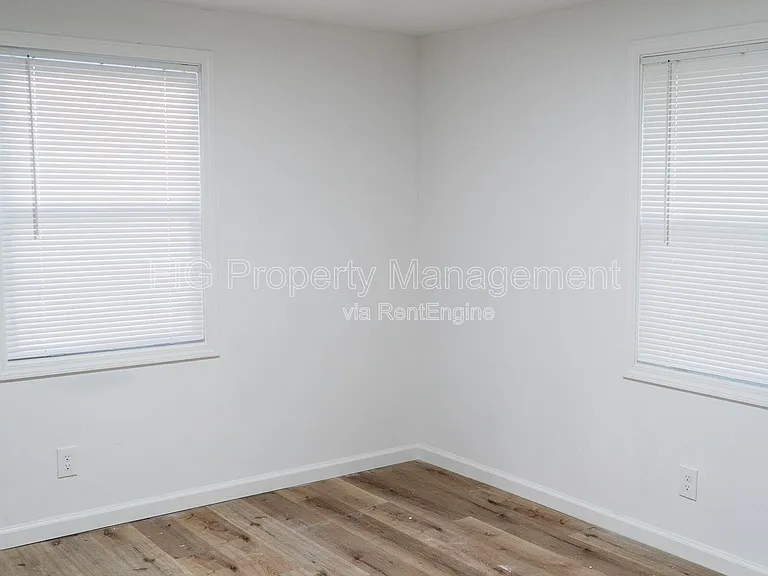 3715 Sisk Rd #6 — Photo 4