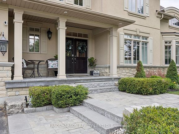 4th image of 41 Country Club Cres