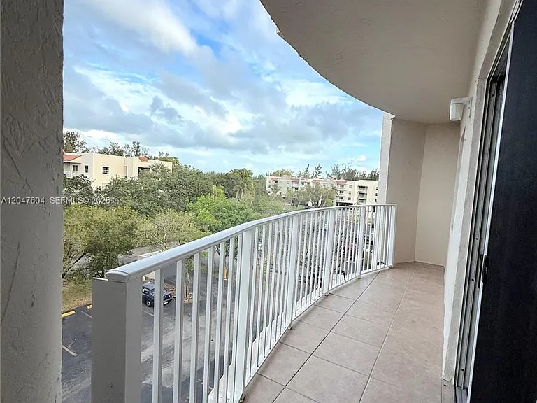 8260 SW 210th St #315 — Photo 16