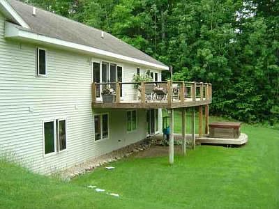 3rd image of 4020 Powell Ln