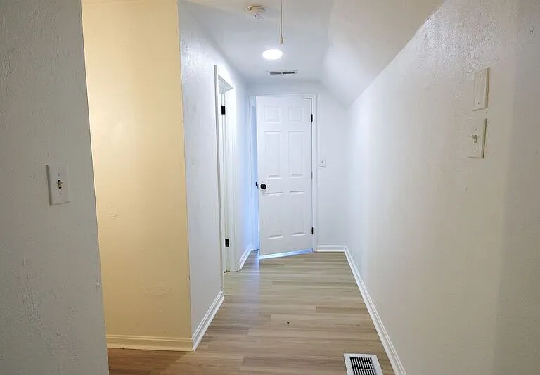 2819 Broadview Dr NW — Photo 17