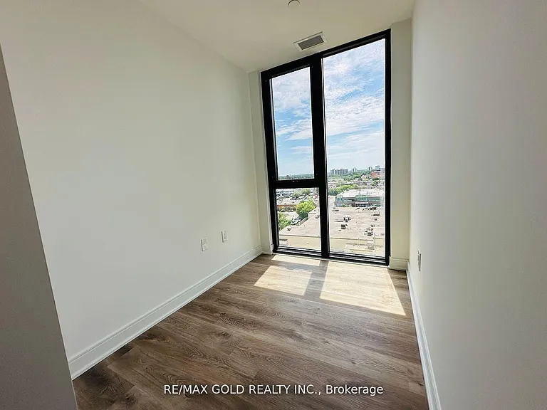86 Dundas St E #815 — Photo 7