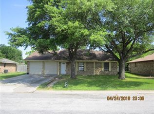 1000 Cottonbowl Dr, Taylor, TX 76574