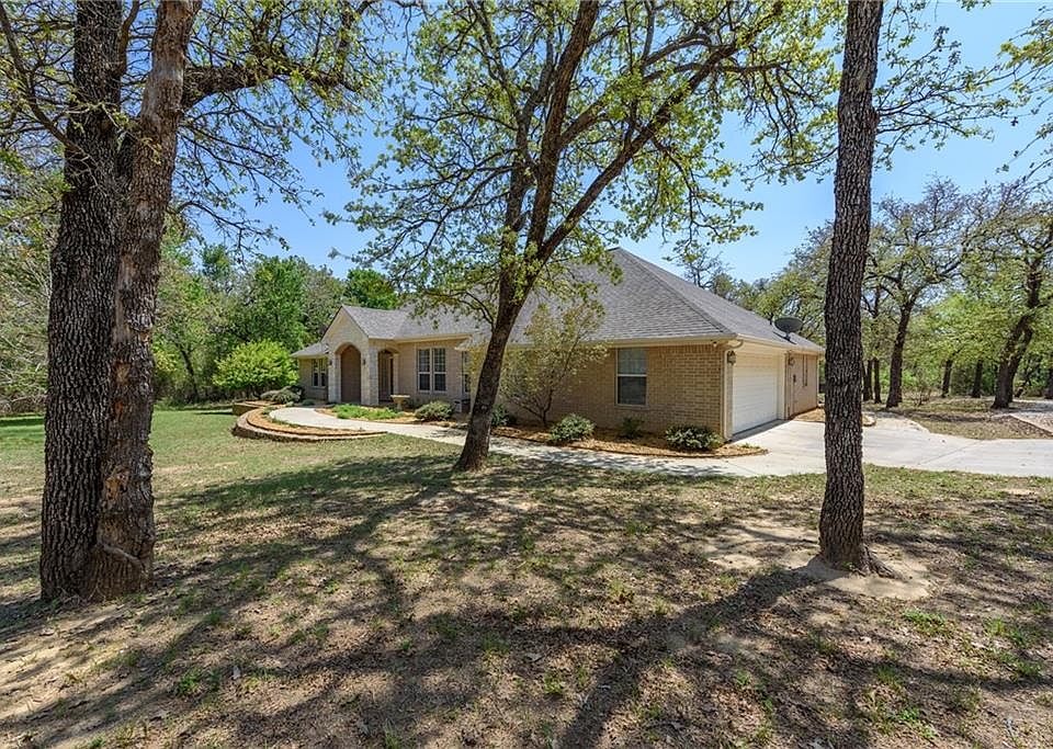 1st image of 252 Silver Lakes Dr