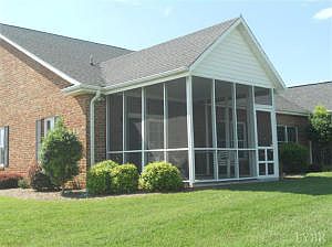 3rd image of 1132 Glenbrooke Dr